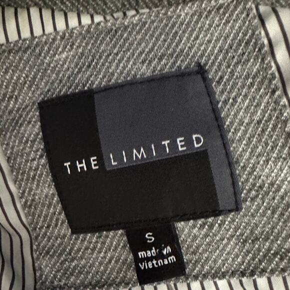 THE LIMITED Size Small Gray Suit Jacket, Blazer, 3/4 Ruched Sleeves, One Button - Picture 9 of 9